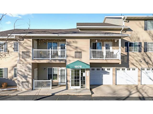1976 29th Place NW Unit 201 Rochester MN 55901 - MLS# 7101600