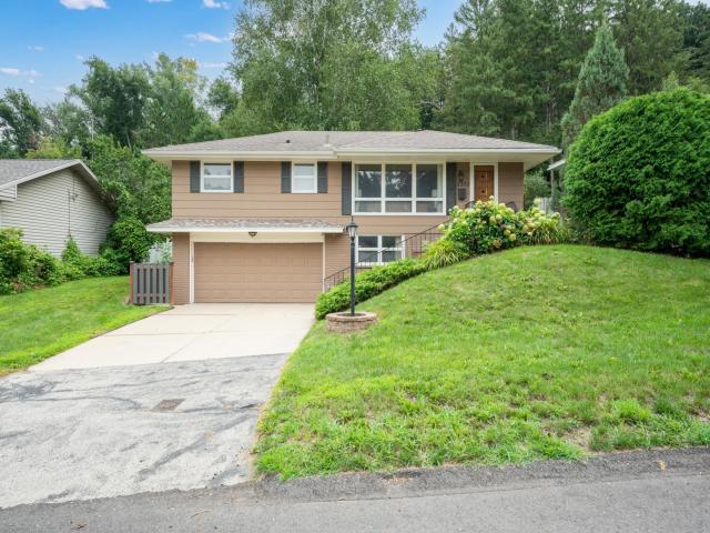 2342 11th Avenue NW Rochester MN 55901 - MLS# 7101661