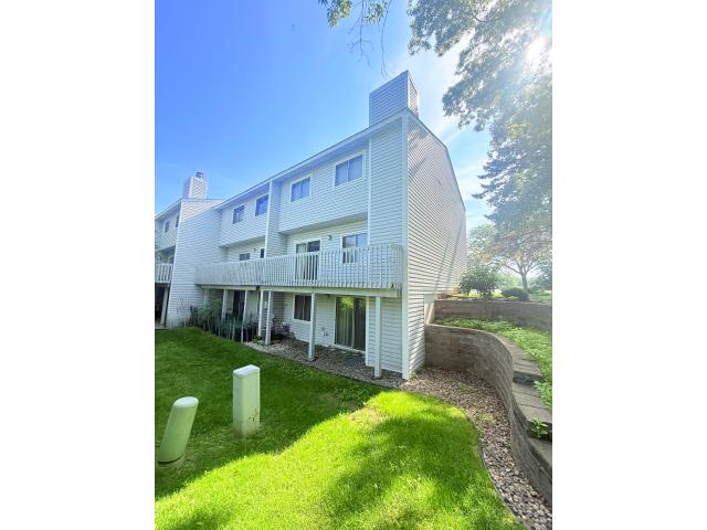 2224 Tower Court Saint Paul MN 55125 - MLS# 7101803
