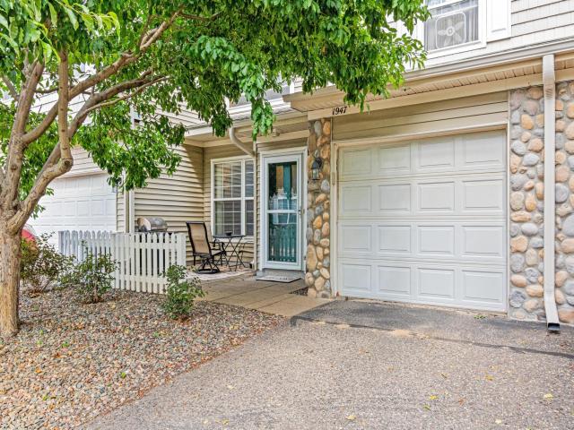 1947 Bluestem Lane Saint Paul MN 55126 - MLS# 7101915