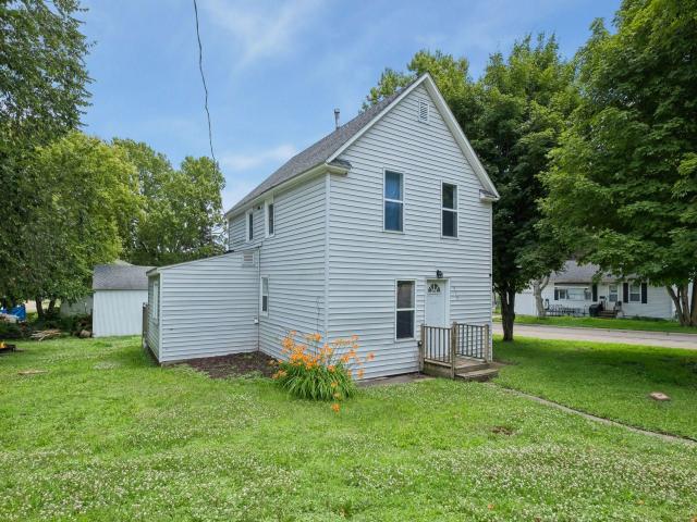 415 Francis Street Faribault MN 55021 - MLS# 7102087