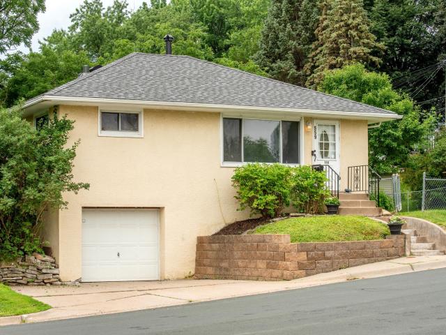 559 18th Avenue N South Saint Paul MN 55075 - MLS# 7102138