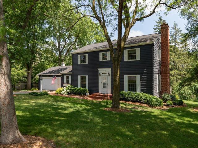 1424 Woodland Drive SW Rochester MN 55902 - MLS# 7102146