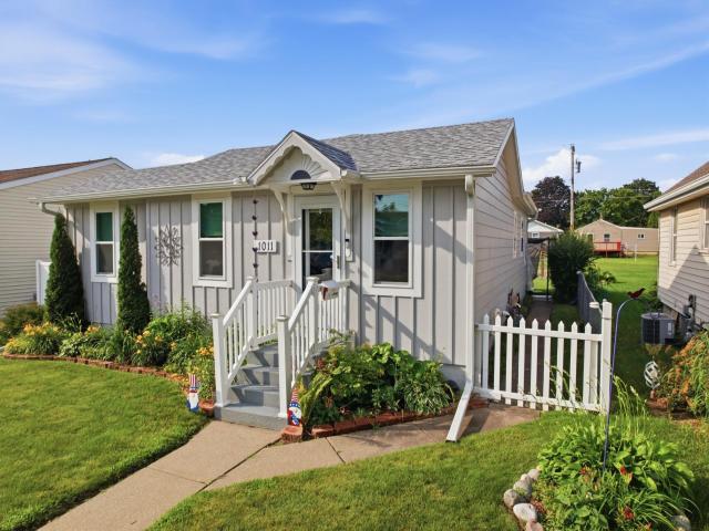 1011 E 5th Street Winona MN 55987 - MLS# 7102275