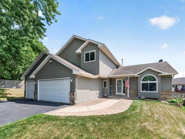 12628 Dutch Court Apple Valley MN 55124 - MLS# 7102278