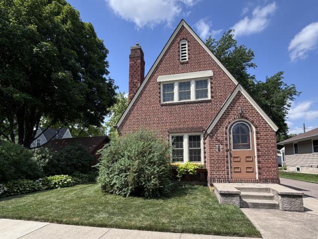 628 Grant Avenue Mankato MN 56003 - MLS# 7102399