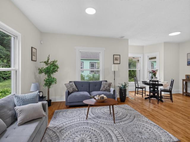 4051 Bryant Avenue N Minneapolis MN 55412 - MLS# 7102428