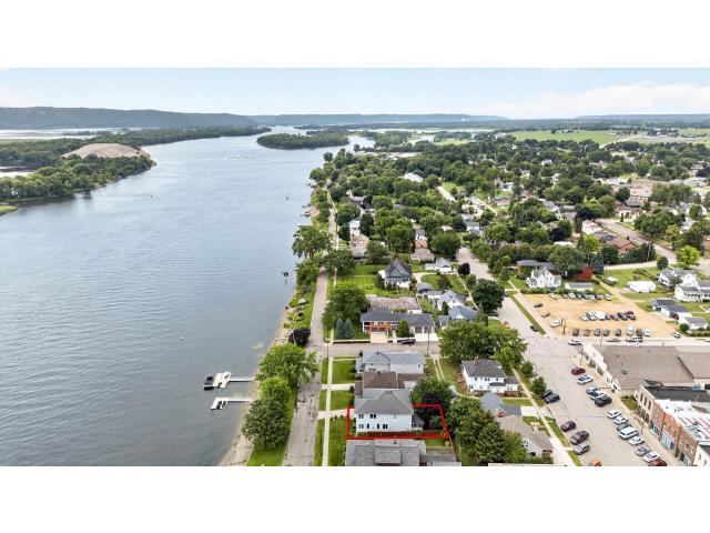 118 Lawrence Boulevard E Wabasha MN 55981 - MLS# 7102583