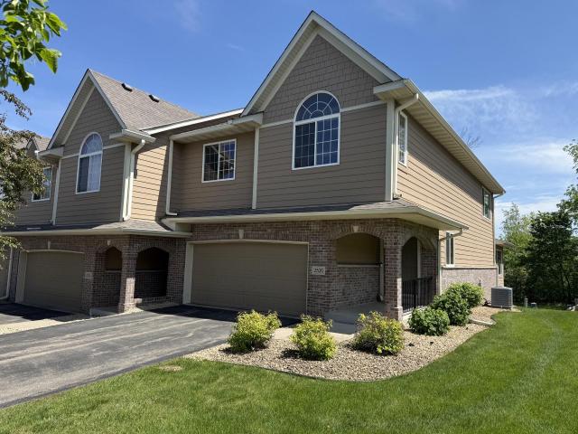 2526 Waterfall Way NW Prior Lake MN 55372 - MLS# 7102739