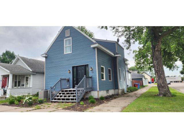 351 Chatfield Street Winona MN 55987 - MLS# 7102831