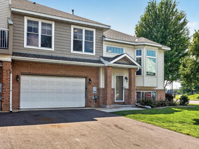 20053 Heritage Drive Lakeville MN 55044 - MLS# 7102966
