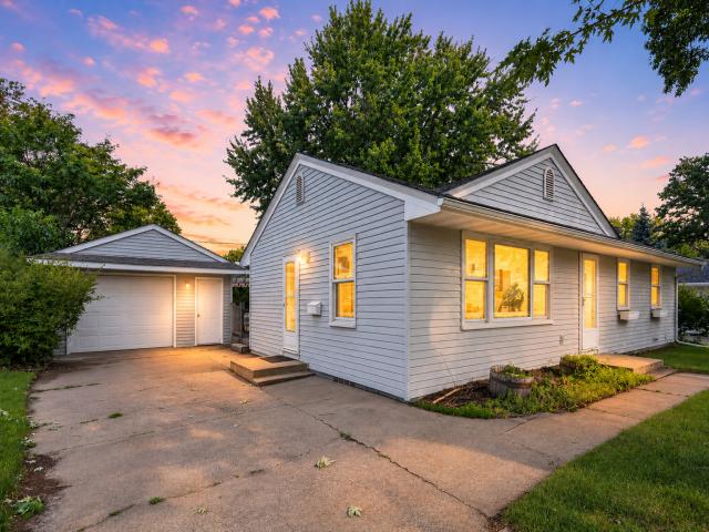 6150 Rainbow Drive NE Minneapolis MN 55432 - MLS# 7103017