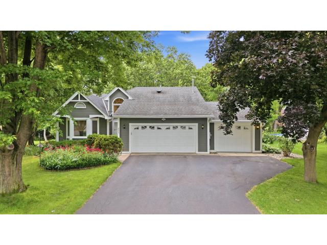 4067 Stockdale Drive Vadnais Heights MN 55127 - MLS# 7103146
