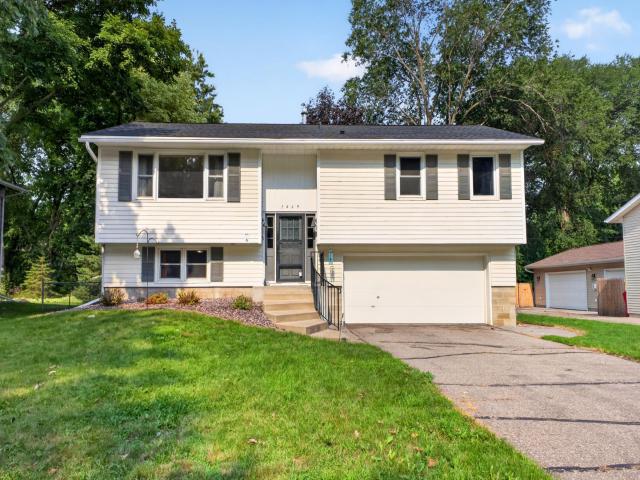 1469 6th Avenue SW Rochester MN 55902 - MLS# 7103226