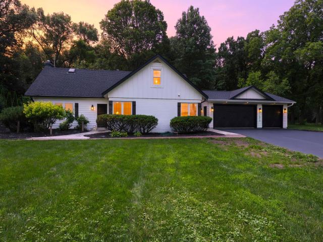 14819 Margaret Place Minnetonka MN 55345 - MLS# 7103368