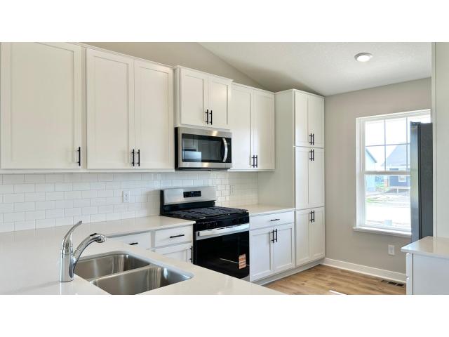 2259 LaTour Drive Shakopee MN 55379 - MLS# 7103477