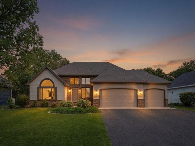 1827 Hydram Avenue N Saint Paul MN 55128 - MLS# 7103523