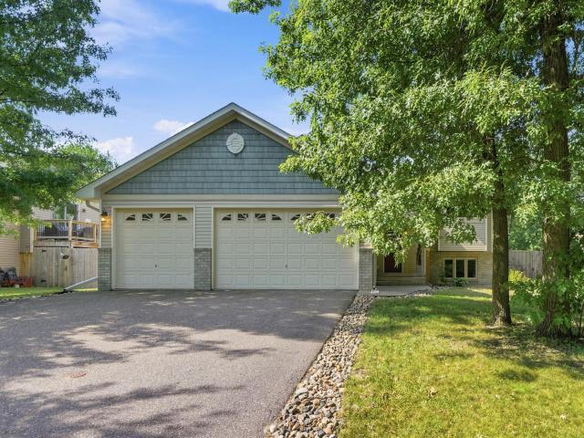 722 79th Street Lino Lakes MN 55014 - MLS# 7103563