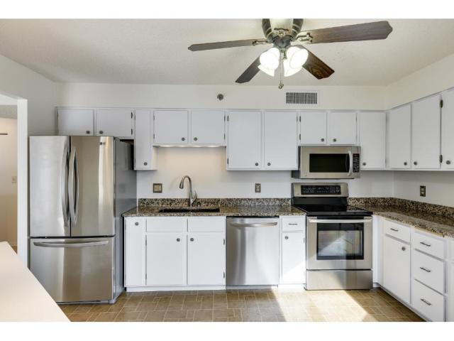 121 Washington Avenue S Unit 1102 Minneapolis MN 55401 - MLS# 7103620