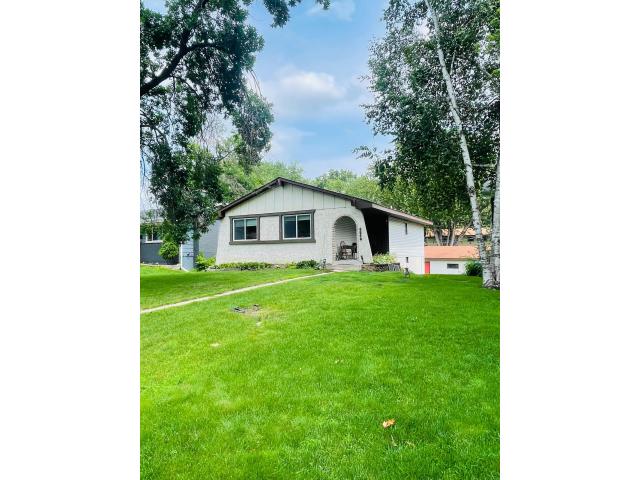 4242 Grimes Avenue N Minneapolis MN 55422 - MLS# 7103859