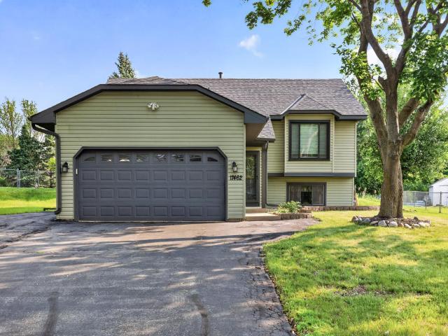 17462 Logans Drive Eden Prairie MN 55346 - MLS# 7104005