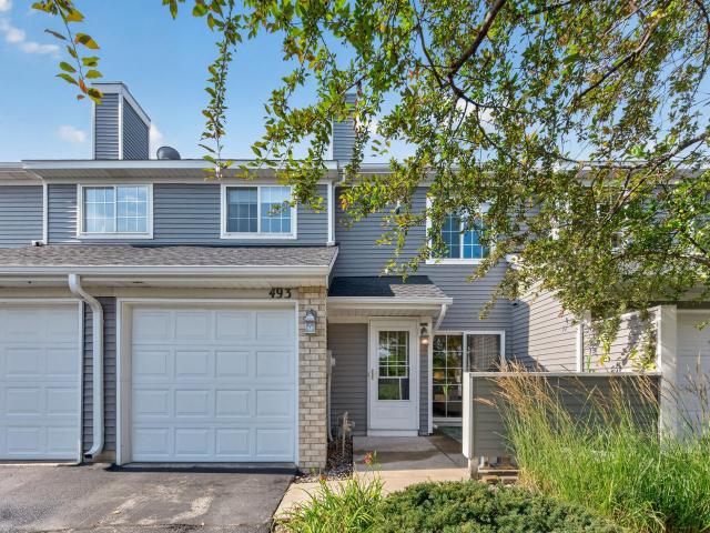 493 Marshland Trail Chanhassen MN 55317 - MLS# 7104290