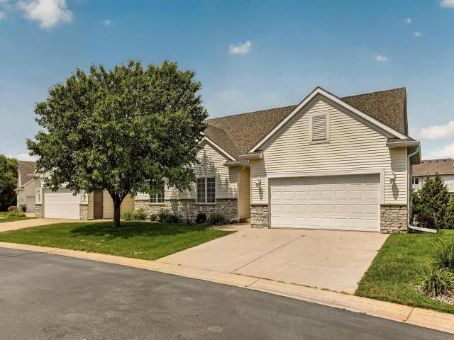 2322 Coral Court NE Rochester MN 55906 - MLS# 7104480