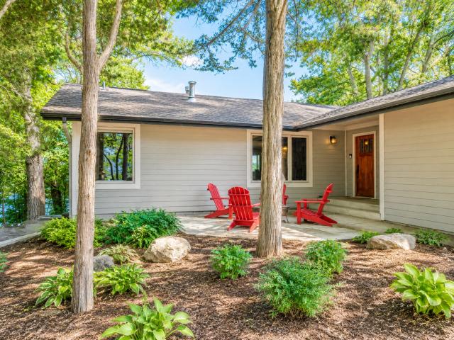 3890 Lone Cedar Lane Chaska MN 55318 - MLS# 7104597