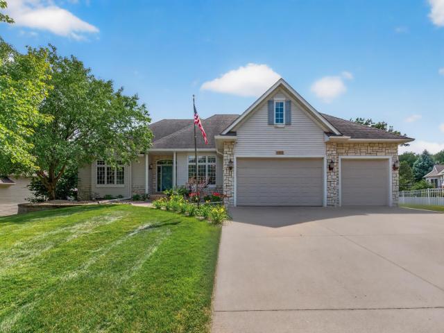 11312 Kenworth Lane Lakeville MN 55044 - MLS# 7104609