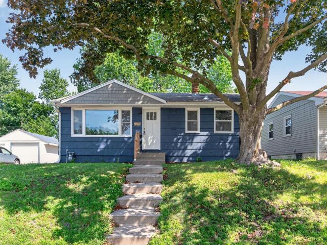 2075 Hawthorne Avenue E Saint Paul MN 55119 - MLS# 7104651