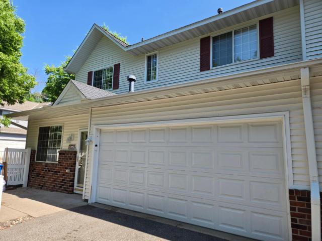 17195 49th Avenue N Unit E Minneapolis MN 55446 - MLS# 7104718