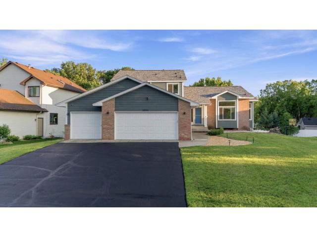 11205 72nd Avenue N Osseo MN 55369 - MLS# 7105081