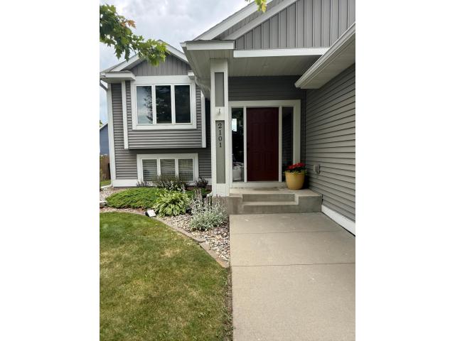 2101 Starburst Drive SW Rochester MN 55902 - MLS# 7105132