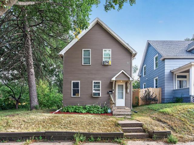 1076 Ross Avenue Saint Paul MN 55106 - MLS# 7105242