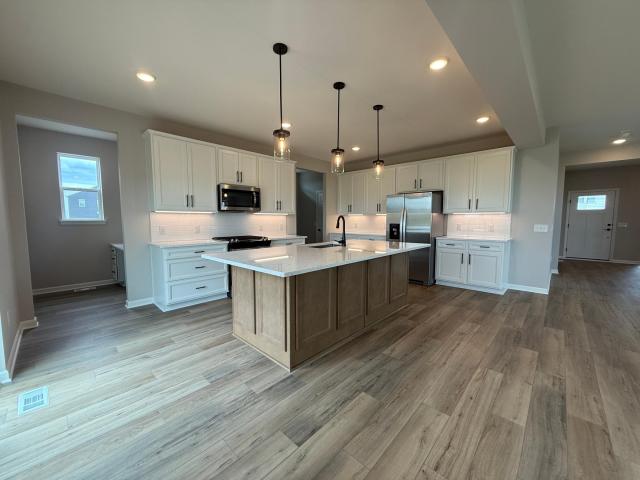15020 Ashtown Lane W Rosemount MN 55068 - MLS# 7105271