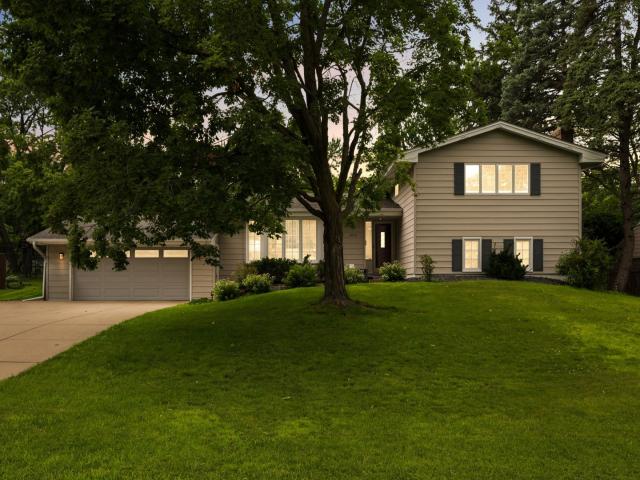 6620 Limerick Lane Minneapolis MN 55439 - MLS# 7105273