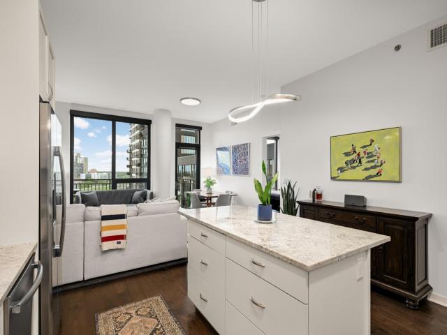 1240 S 2nd Street Unit 825 Minneapolis MN 55415 - MLS# 7105361
