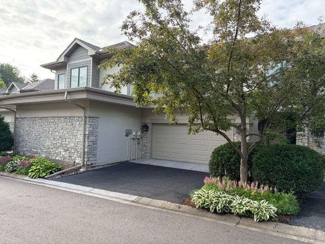 290 Grace Pointe Court Wayzata MN 55391 - MLS# 7105370