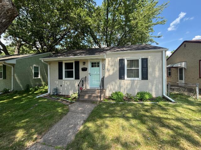 2047 Minnehaha Avenue E Saint Paul MN 55119 - MLS# 7105415