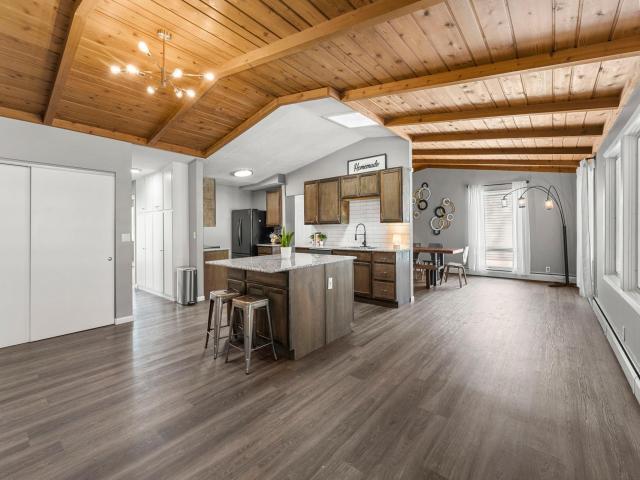 7008 35th Avenue N Minneapolis MN 55427 - MLS# 7105420
