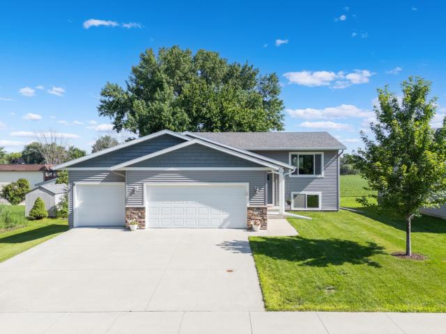 805 6th Street NE Stewartville MN 55976 - MLS# 7105471