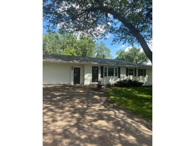 340 Ranchview Lane N Minneapolis MN 55447 - MLS# 7105561