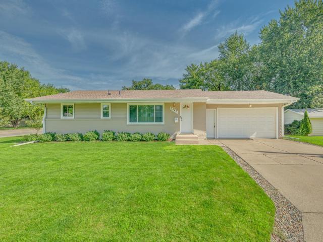 7840 Winsdale Street N Golden Valley MN 55427 - MLS# 7105583