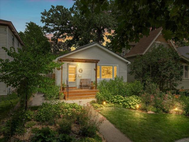 1931 Lincoln Avenue Saint Paul MN 55105 - MLS# 7105715