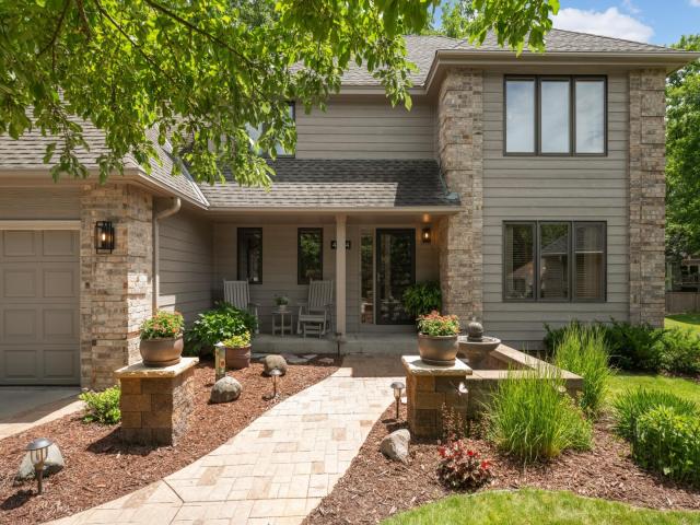 4824 Whispering Court Eagan MN 55122 - MLS# 7105964