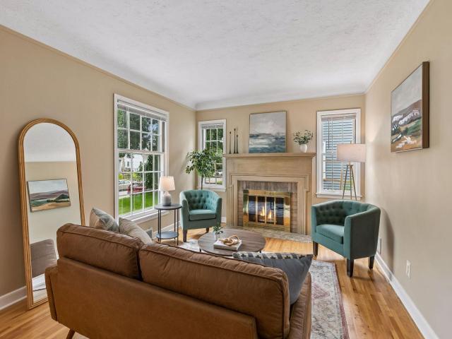 4535 Vincent Avenue N Minneapolis MN 55412