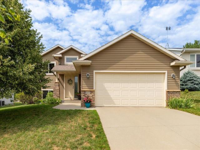 5451 Castleview Drive NW Rochester MN 55901 - MLS# 7106047