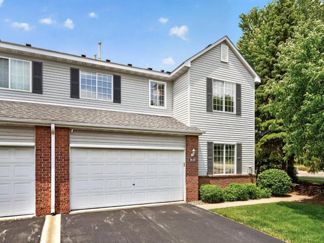 9649 Peony Lane N Unit 1110 Maple Grove MN 55311 - MLS# 7106285