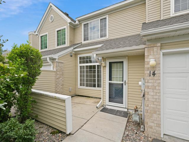 2255 Ranchview Lane N Unit 14 Minneapolis MN 55447 - MLS# 7106316