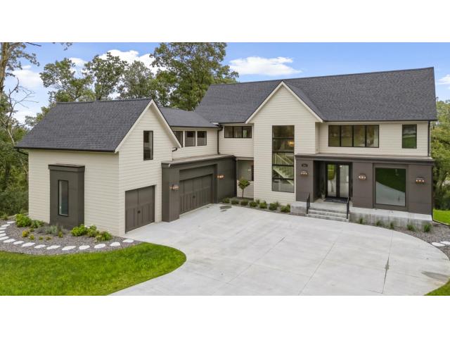 5010 Millie Road SW Rochester MN 55902 - MLS# 7106319